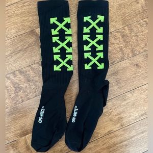 OFF-WHITE Black & Yellow Arrow Mid Length Socks